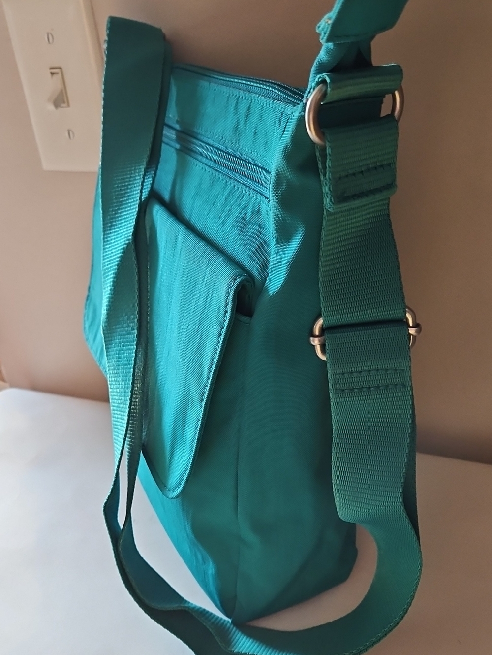 Baggallini Original Everyday Teal Crossbody Bag - Picture 2 of 5